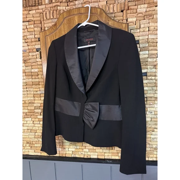 Escada Women’s Wool Blend Formal Blazer With Silk Trim Black Size 40 (US 6) - Picture 2 of 8